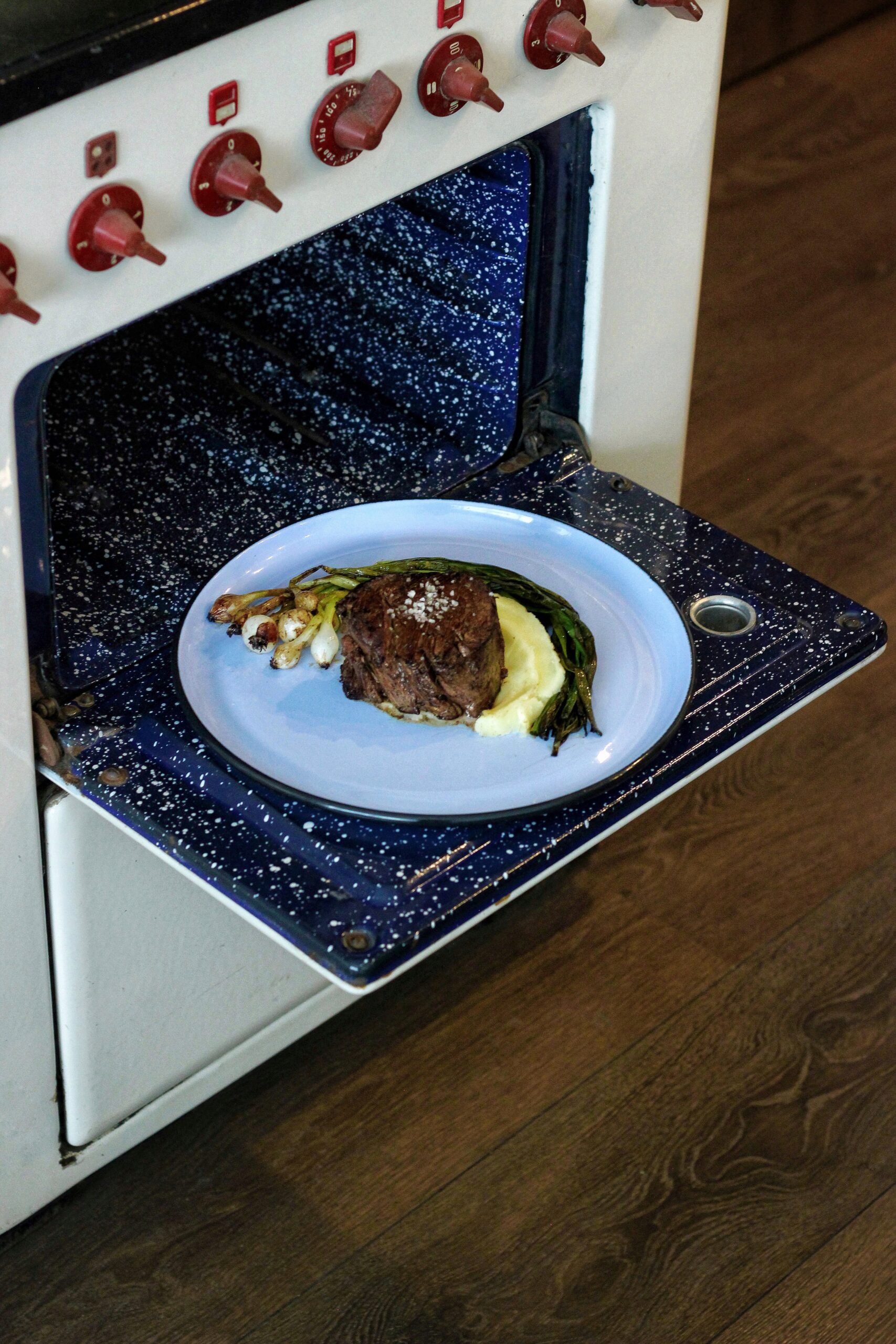 بنشاد چف استایل بشقاب صبحانه - تصویر 4